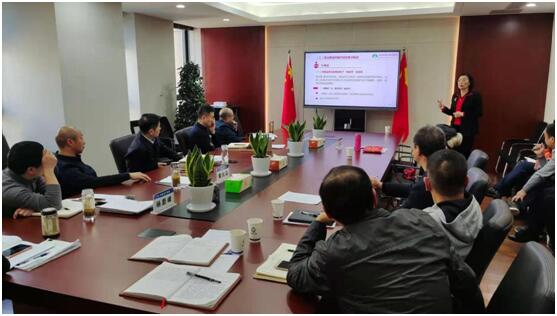 安徽J9集团地产集团公司召开党委理论学习中心组第十二次学习扩大会